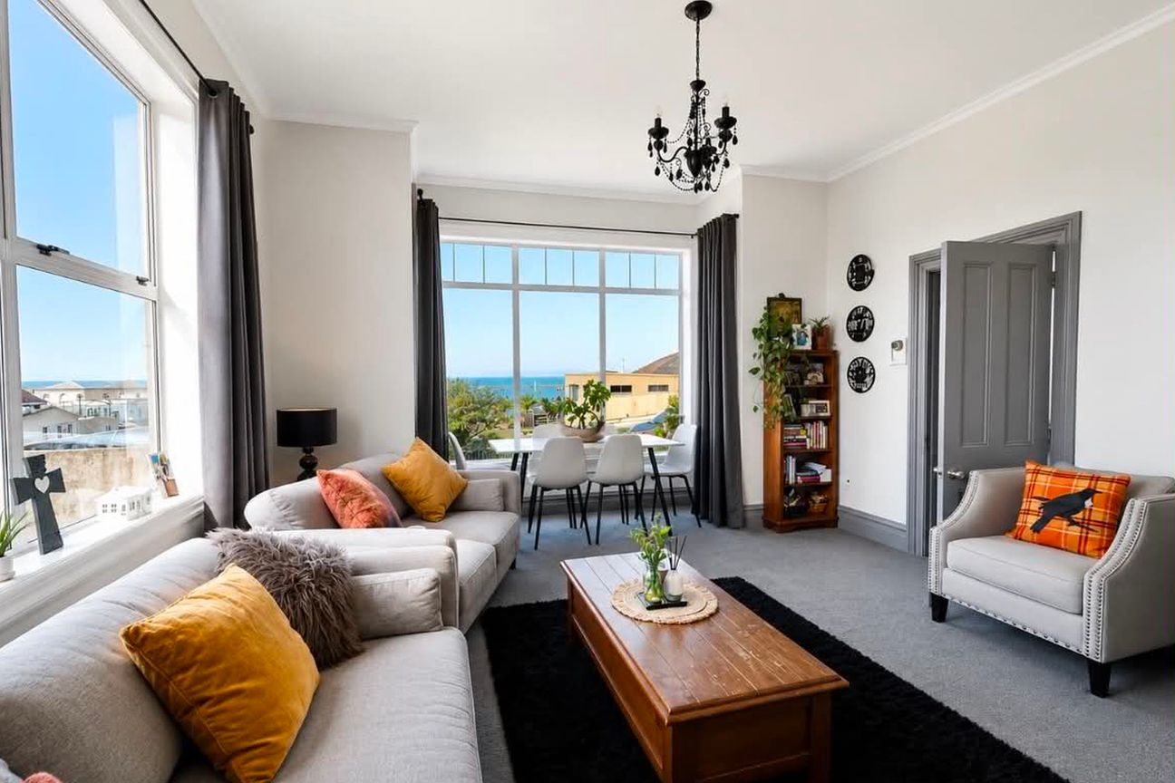 Views, Vibes & Villa Living - Vista 3