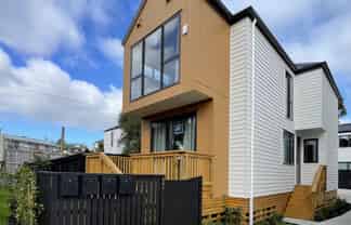 44A Sylvan Crescent, Te Atatu South