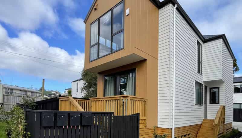 44A Sylvan Crescent, Te Atatu South