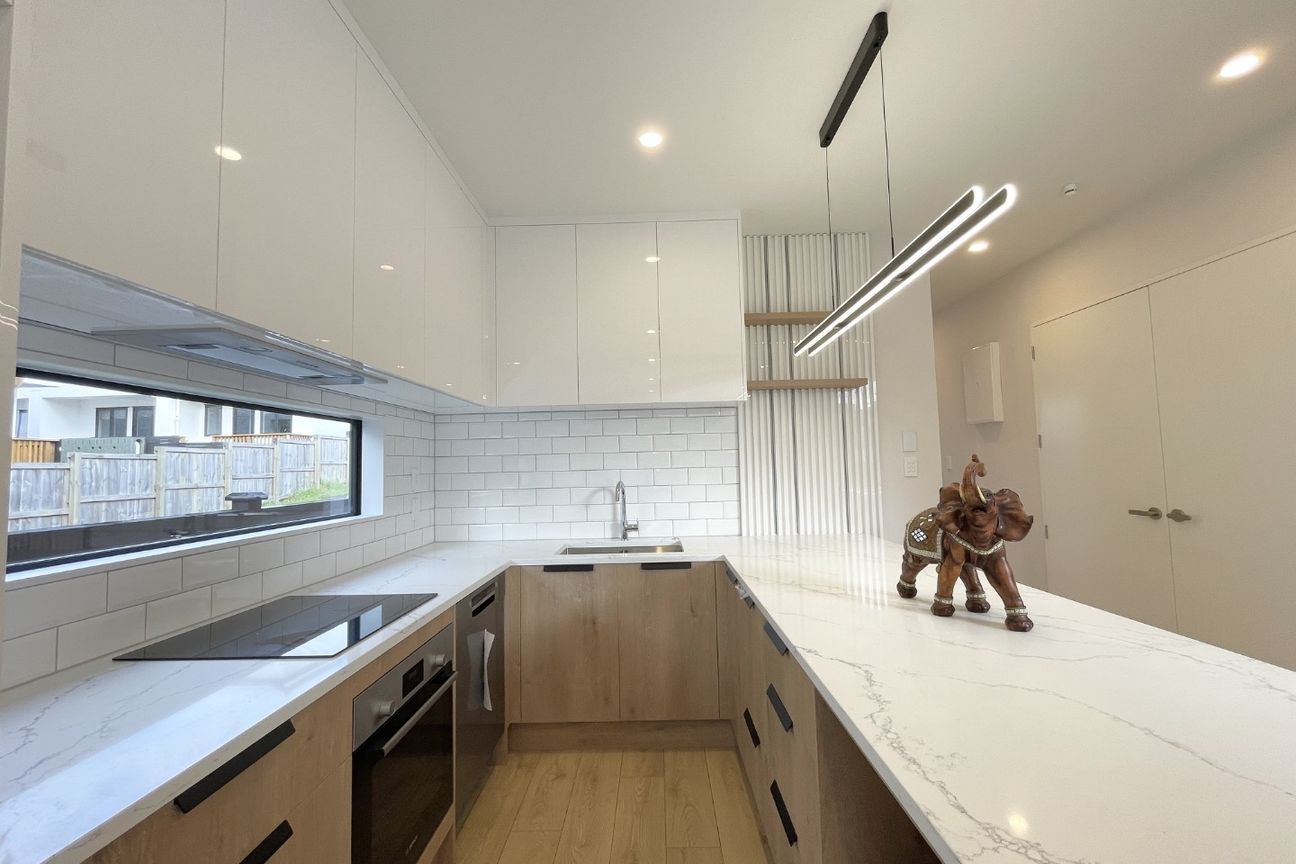 44A Sylvan, Te Atatu South – pohled 2