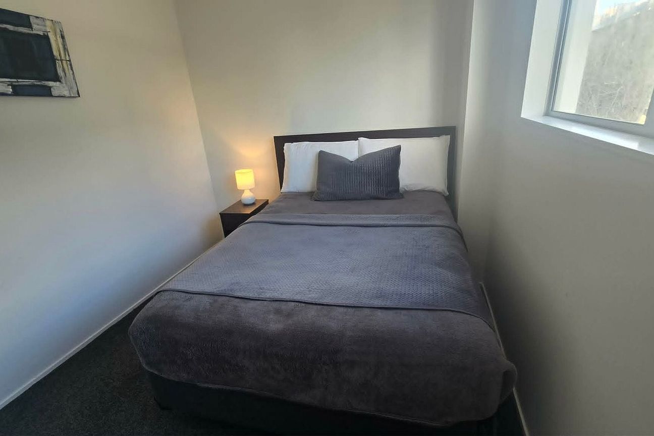 Fully Renovated & Furnished 2-Bedroom|Sunset Views - Meer
