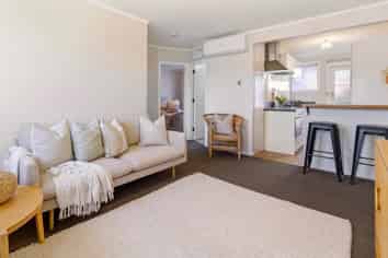 2/22 Holly Road, Saint Albans