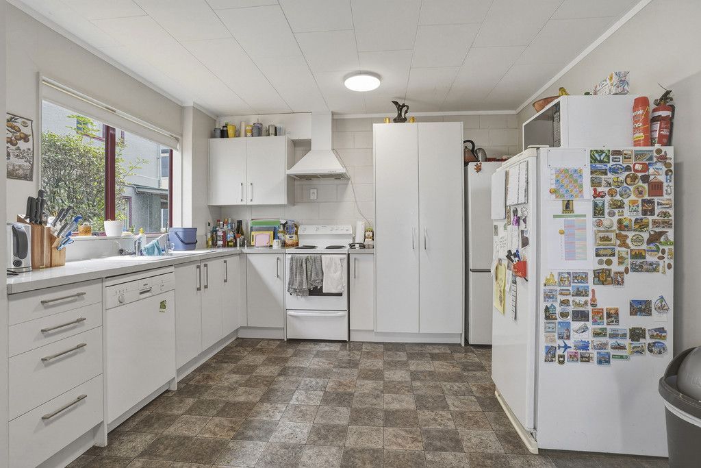 6 BED STUDENT FLAT - SHORT WALK TO CAMPUS - Mehr