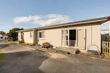 12B Merivale Road, Parkvale