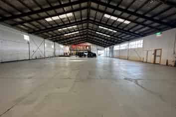 Rare Rongotai warehouse opportunity