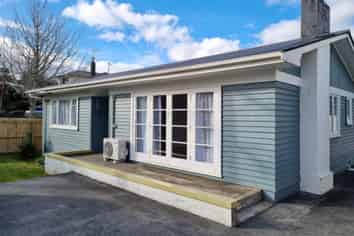 35 West End Avenue, Woodhill