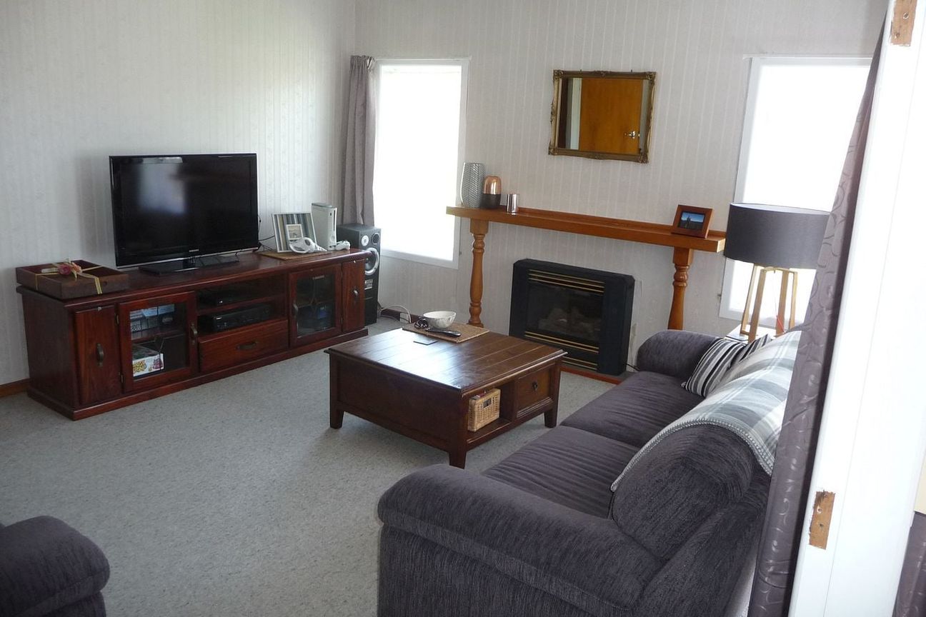 Charming 4BR Home in Hamilton East! – pohled 3