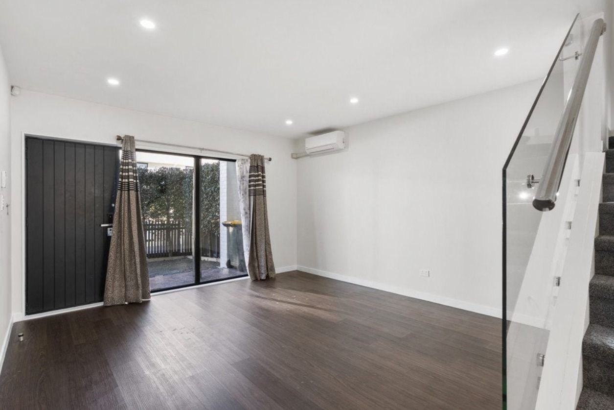 Modern 4 Bedroom Executive Home for Rent in Prime Takanini Location - Widok 4