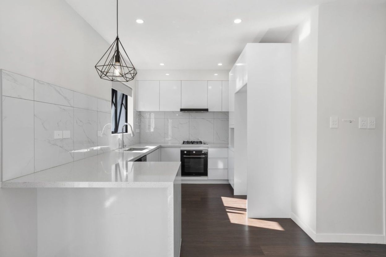 Modern 4 Bedroom Executive Home for Rent in Prime Takanini Location - Widok 5