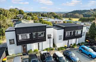 1/36 Kaipatiki Road, Glenfield