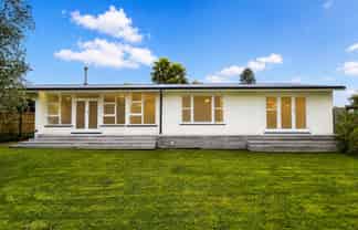 12A Brassey Road, Saint Johns Hill