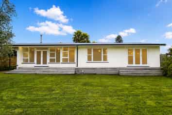 12A Brassey Road, Saint Johns Hill