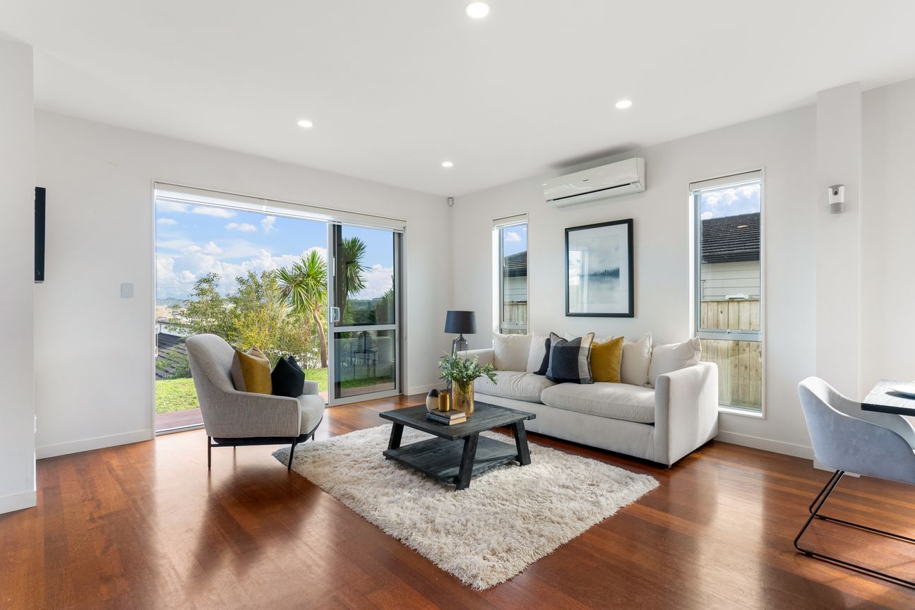 Silverdale 6 bed, 3 bath price dropped! - Mehr