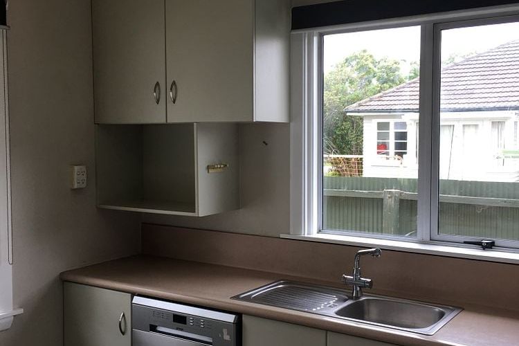 1 minute walk to Uni - Vista 4
