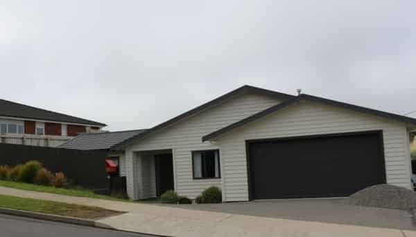 10 Bickerton Rise, Churton Park