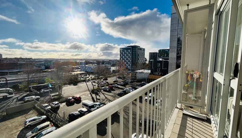 402/72 Nelson Street, Auckland Airport