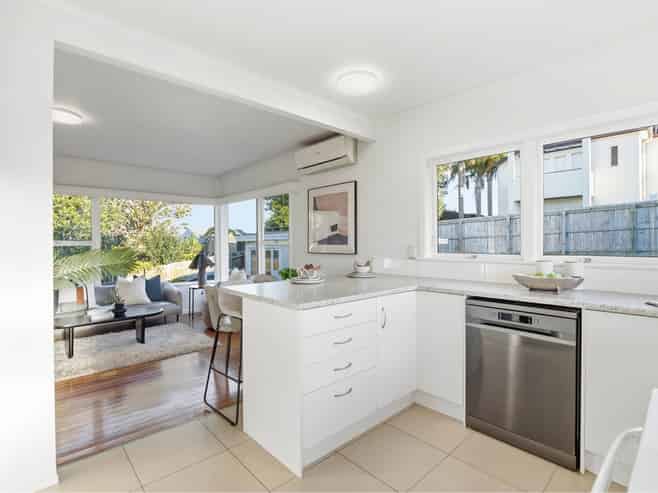 3/6 Corunna Road, Milford