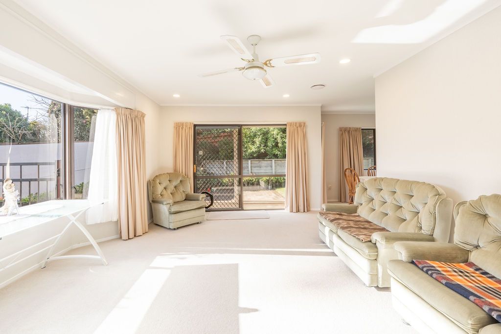 There is no place like home - on Winwood Way - Mehr