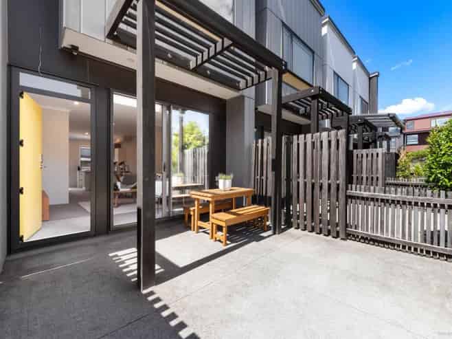 13 13 piko lane, Hobsonville