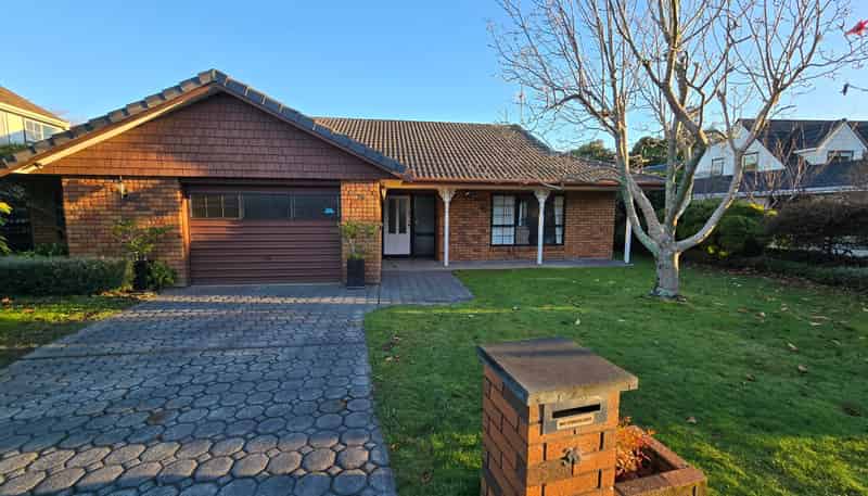 36 Awanui Drive, Waikanae