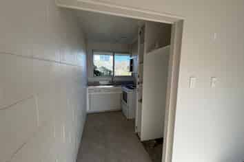 3/4 Douglas Street, Lincoln