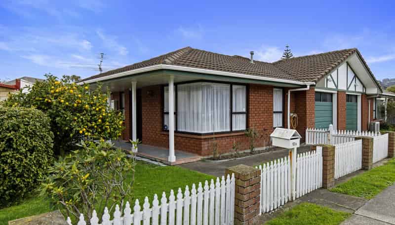2/12 Birch Street, Hutt Central