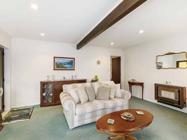 2/12 Birch Street, Hutt Central