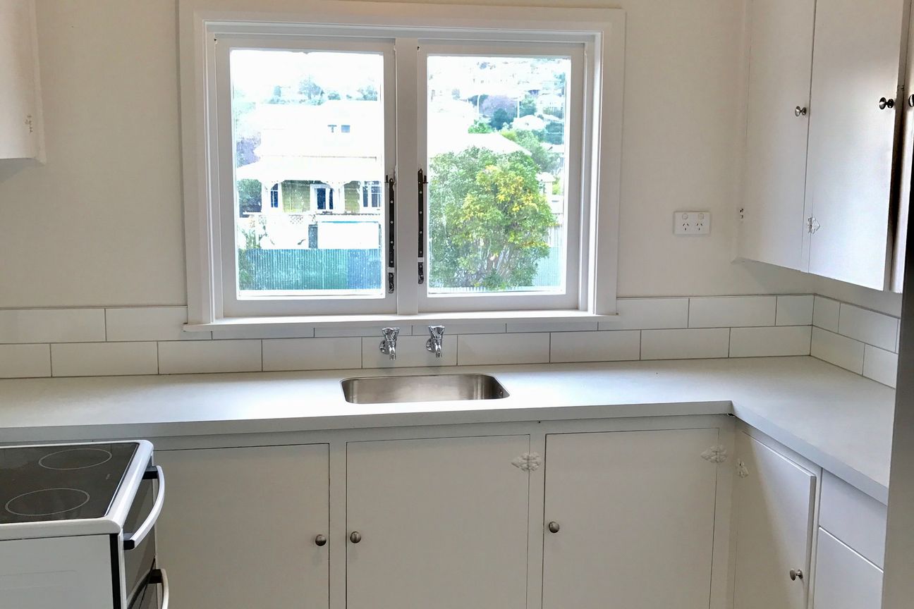 Top-Floor Ahuriri Apartment - Sun, Style & Superb Location - Ansicht 3