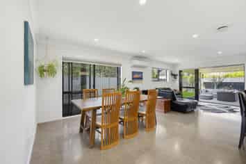 9 Percy Berry Place, Havelock North