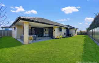 9 Percy Berry Place, Havelock North