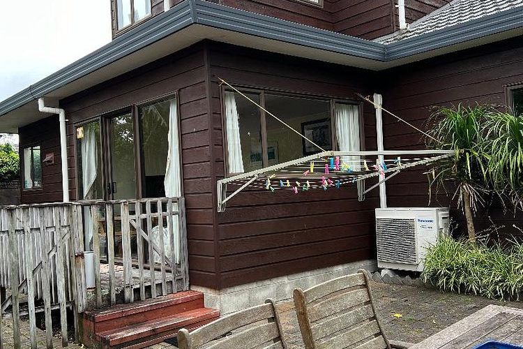 3 bedroom -  Northcote - Vista 5