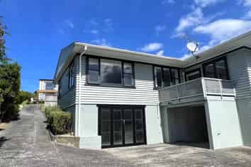 13 Newhaven Terrace, Mairangi Bay