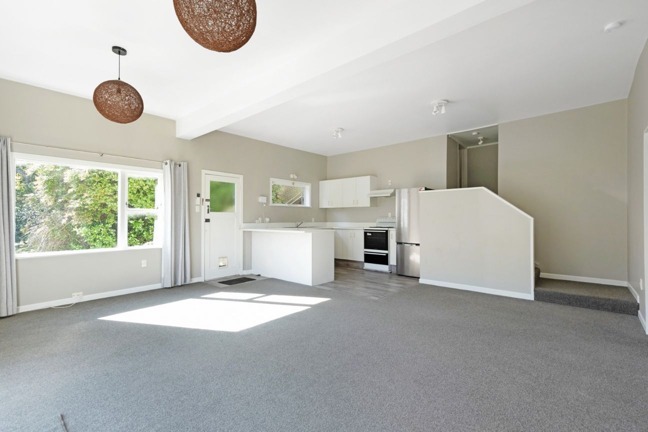 Three bedrooms, Hataitai - Vista 5