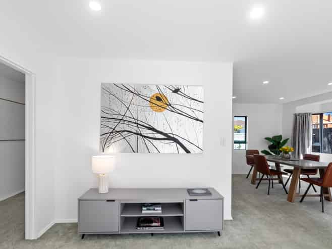 6 Fowlds Avenue, Sandringham