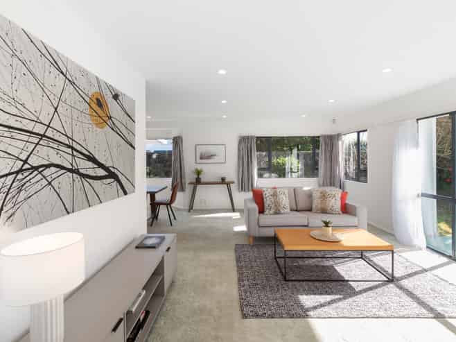6 Fowlds Avenue, Sandringham