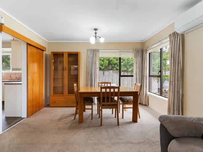 2/18 Abercrombie Street, Howick