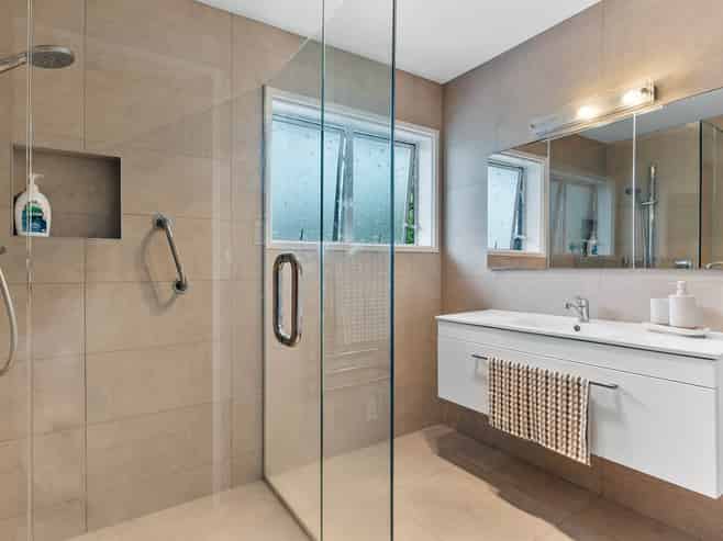 2/18 Abercrombie Street, Howick