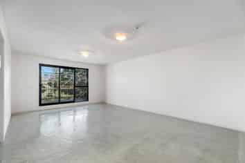 33/241 Hinemoa Street, Birkenhead