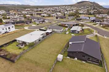 12 Komahimahi Way, Motuoapa