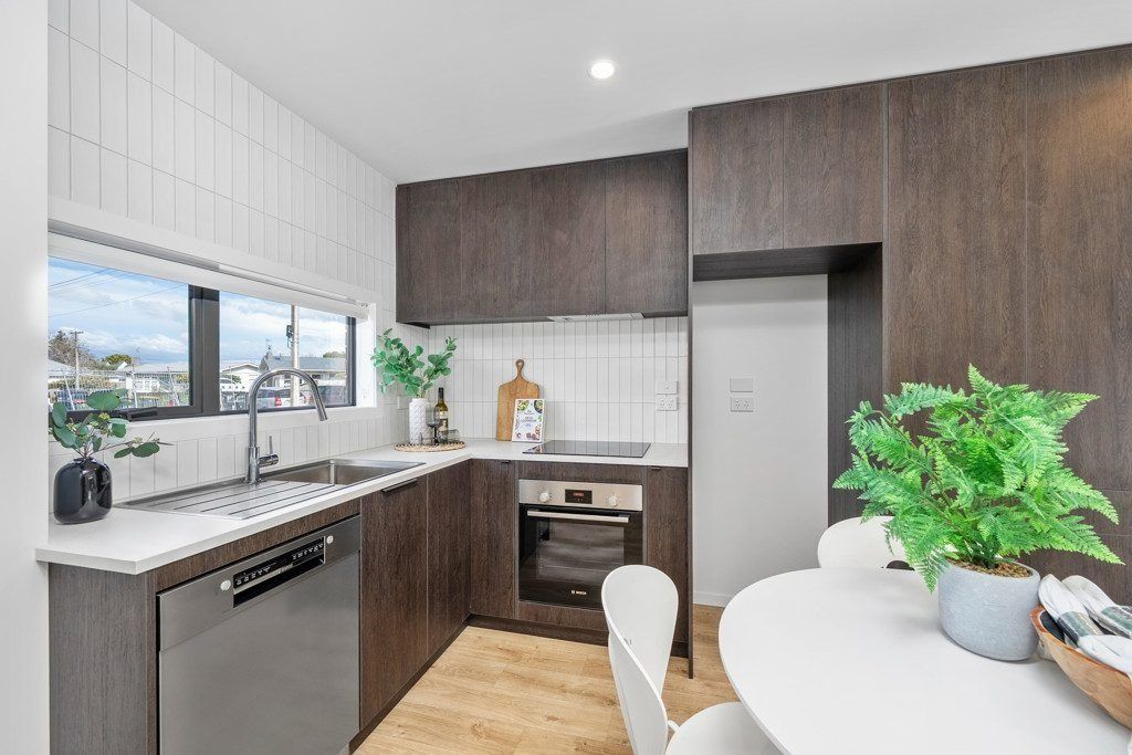 New Townhouse! - Vista 2