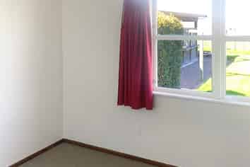 151 Longlands Road East, Longlands