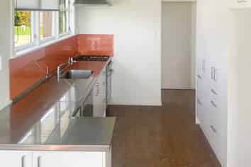 151 Longlands Road East, Longlands