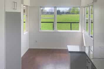 151 Longlands Road East, Longlands