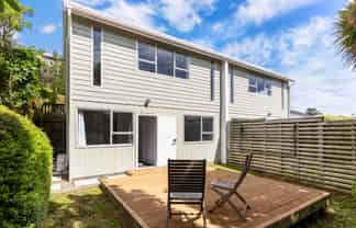 5 Brydon Way, Paparangi