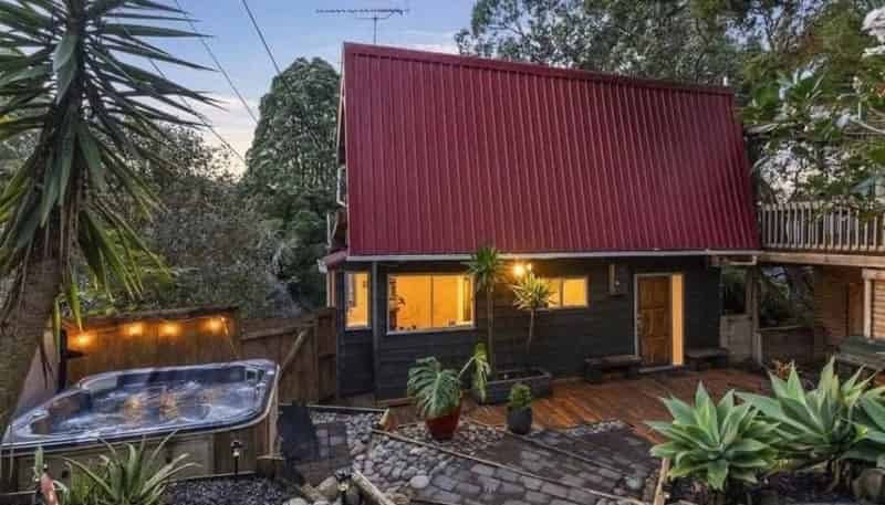 112 Victory Road, Laingholm