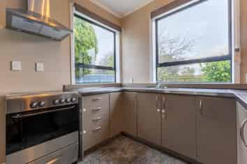 14B Freyberg Street, Roslyn