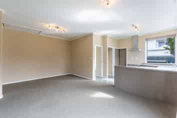 14B Freyberg Street, Roslyn