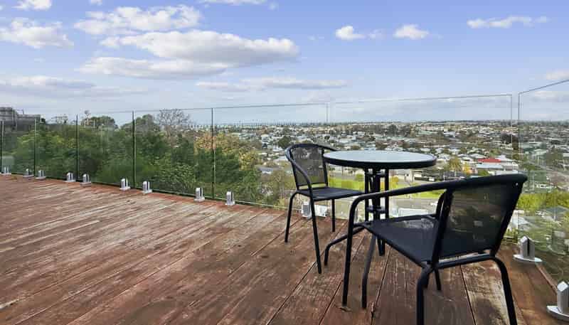 5  Oliver Road, Napier Hill