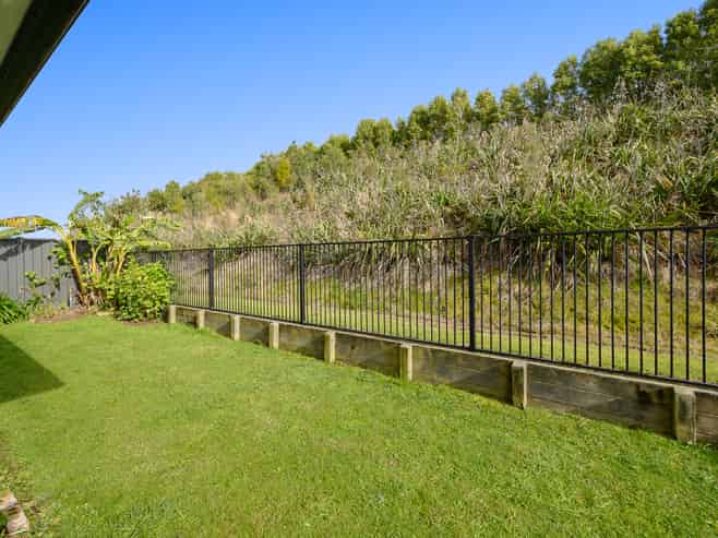 16 Raby Lane, Pyes Pa