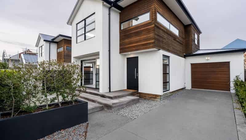 20 Canon St, Edgeware